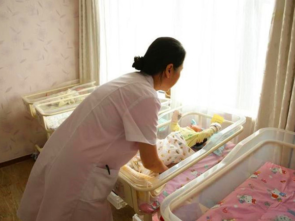 育婴师